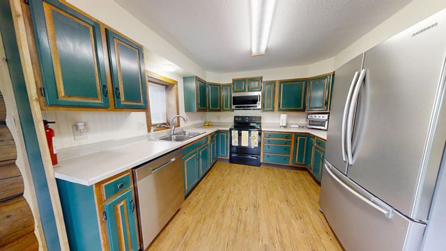 554 STEAMBOAT LANDING ROAD, North Pole, AK 99705