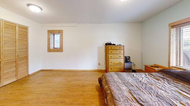 554 STEAMBOAT LANDING ROAD, North Pole, AK 99705