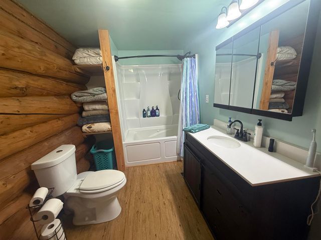554 STEAMBOAT LANDING ROAD, North Pole, AK 99705