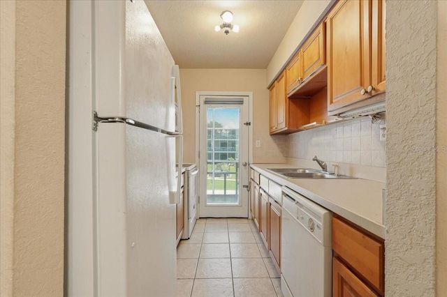 1700 6TH ST NW C24, Winter Haven, FL 33881