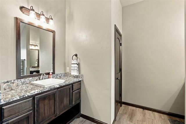 10601 Wild Horse Creek Drive, Yukon, OK 73099