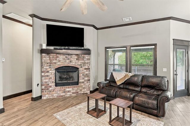 10601 Wild Horse Creek Drive, Yukon, OK 73099
