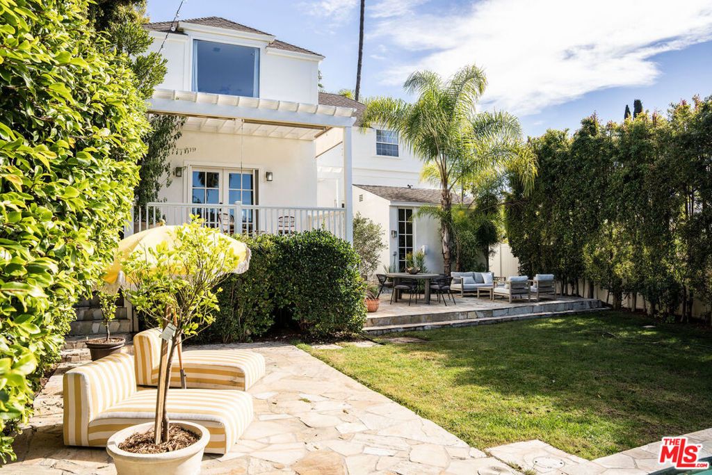 Image 34 of property listing at 1737 N Stanley Avenue, Los Angeles, CA 90046