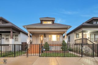 6635 S Francisco Avenue, Chicago, IL 60629