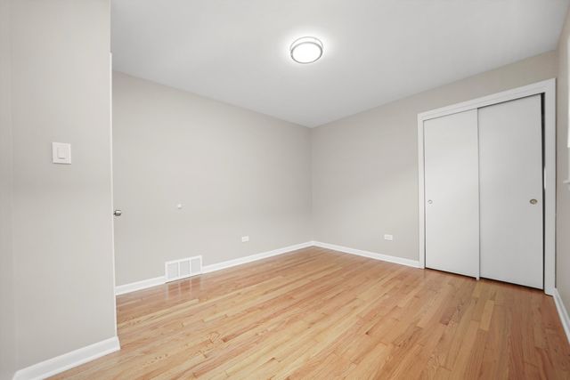 2940 W 83rd Street, Chicago, IL 60652