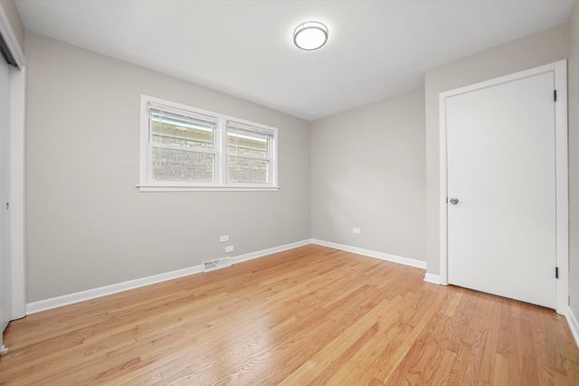 2940 W 83rd Street, Chicago, IL 60652