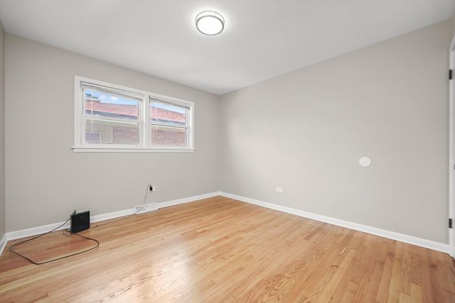2940 W 83rd Street, Chicago, IL 60652