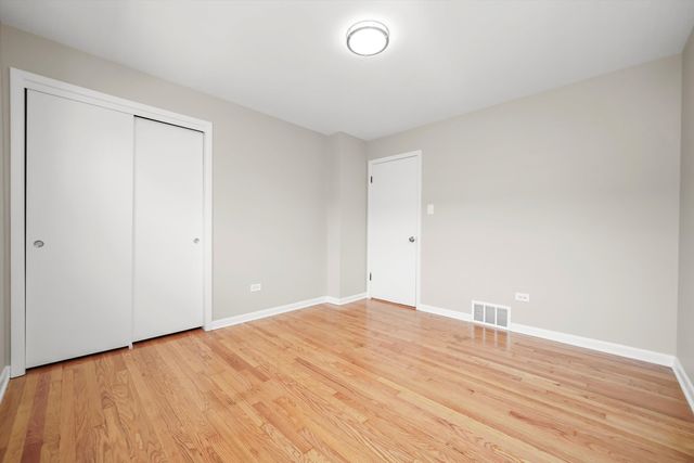 2940 W 83rd Street, Chicago, IL 60652