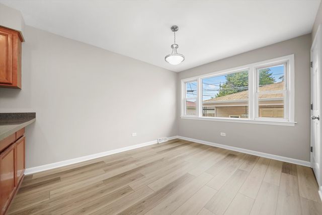 2940 W 83rd Street, Chicago, IL 60652