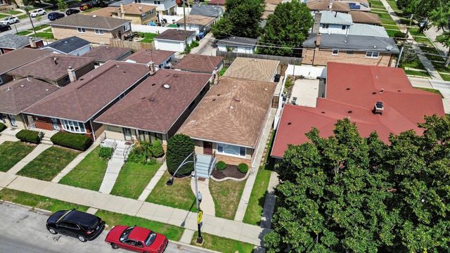 2940 W 83rd Street, Chicago, IL 60652