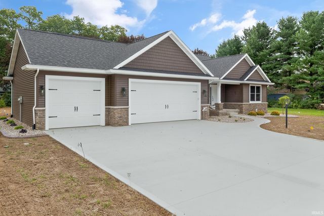 3520 Fox Chase Drive, Bristol, IN 46507