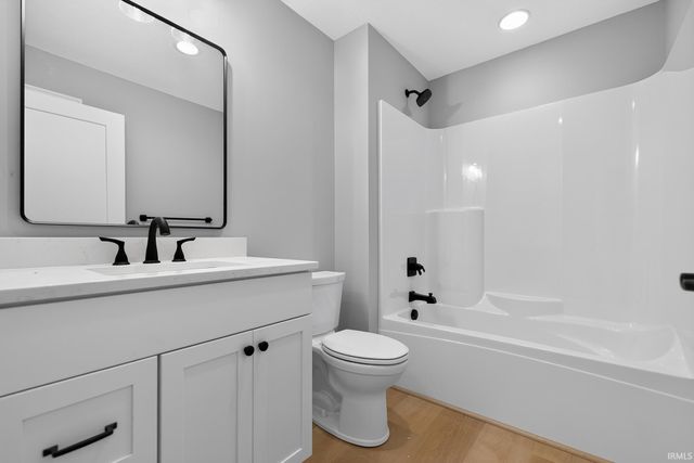 3520 Fox Chase Drive, Bristol, IN 46507