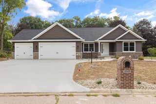 3520 Fox Chase Drive, Bristol, IN 46507