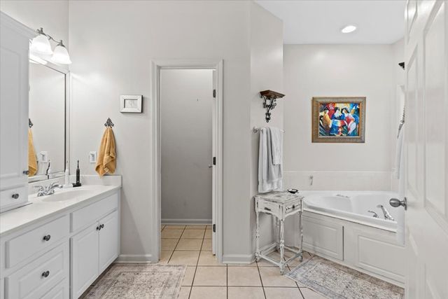 314 Orchard Circle, Dothan, AL 36305