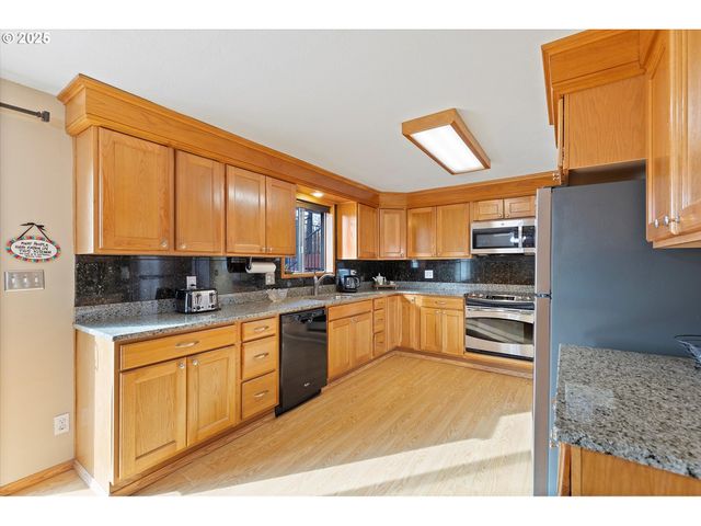 16707 HIGHWAY 47, Yamhill, OR 97148