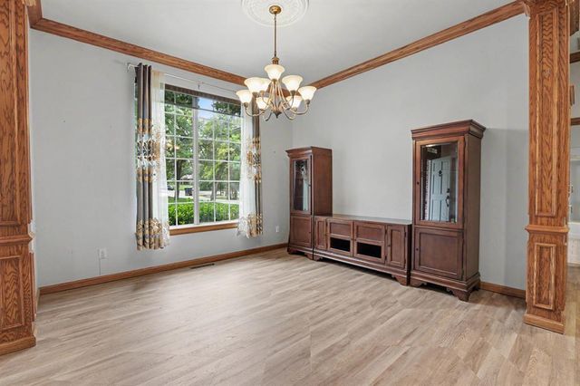 10025 Hidden Hollow Lane, Oklahoma City, OK 73151