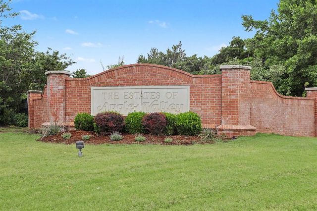 10025 Hidden Hollow Lane, Oklahoma City, OK 73151