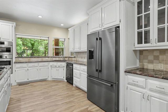 10025 Hidden Hollow Lane, Oklahoma City, OK 73151