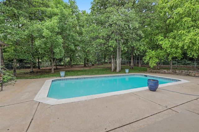10025 Hidden Hollow Lane, Oklahoma City, OK 73151