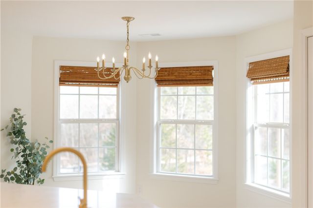 2 Granshire Lane, Bella Vista, AR 72714