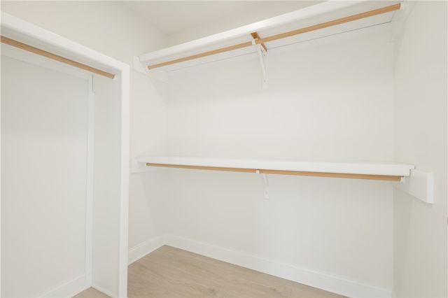 2 Granshire Lane, Bella Vista, AR 72714