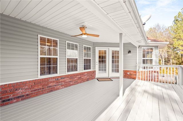 2 Granshire Lane, Bella Vista, AR 72714