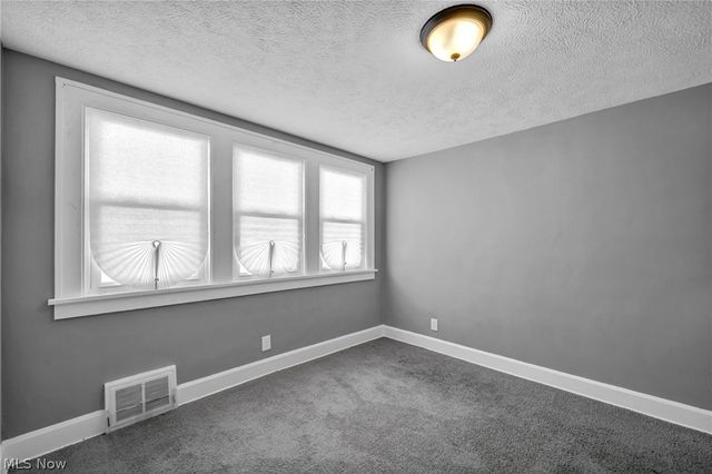 24801 Highland Road, Richmond Heights, OH 44143