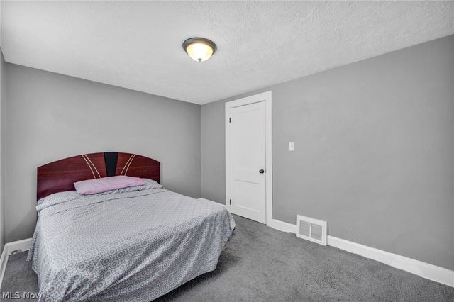 24801 Highland Road, Richmond Heights, OH 44143