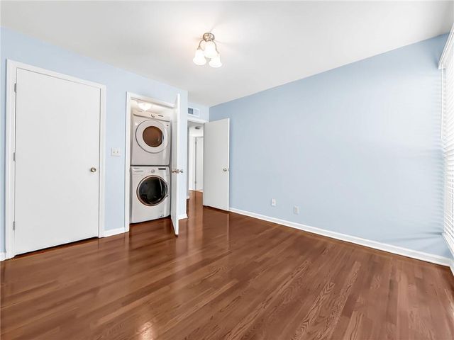 4426 Jarboe Street 5, Kansas City, MO 64111