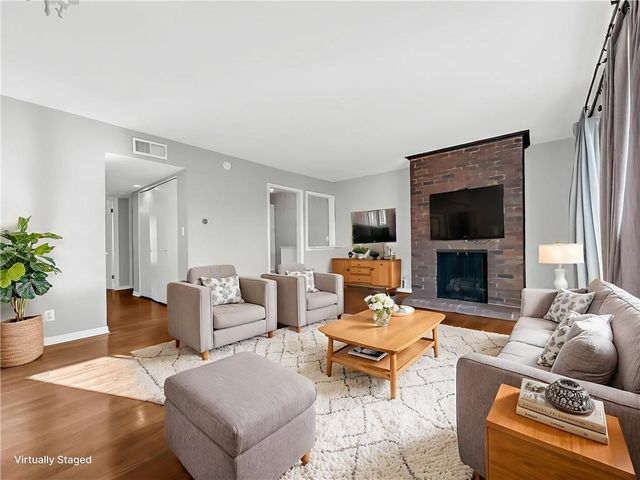 4426 Jarboe Street 5, Kansas City, MO 64111