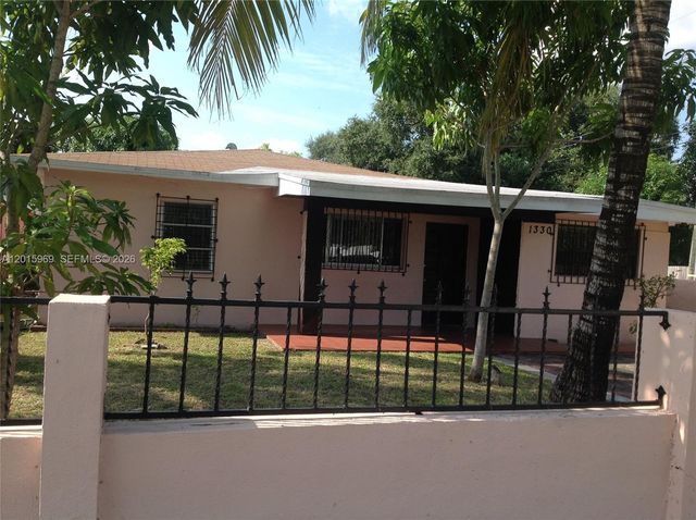 1330 NE 153rd St 2, North Miami Beach, FL 33162