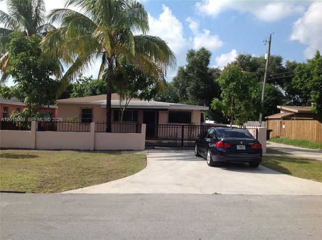 1330 NE 153rd St 2, North Miami Beach, FL 33162