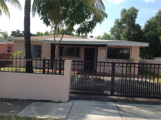 1330 NE 153rd St 2, North Miami Beach, FL 33162