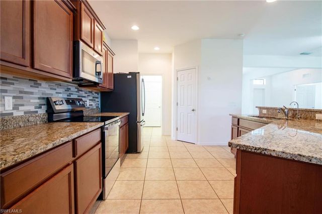 3817 SW 14th AVE, Cape Coral, FL 33914