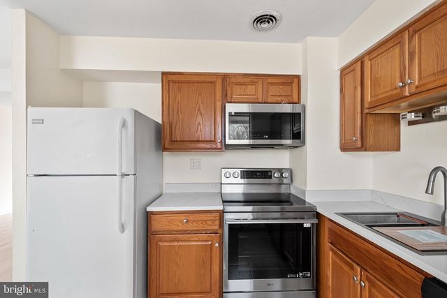 4512 LARK LN, Alexandria, VA 22310