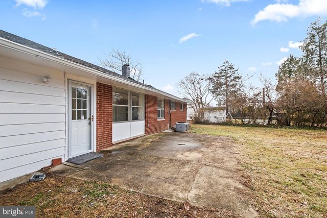 4512 LARK LN, Alexandria, VA 22310