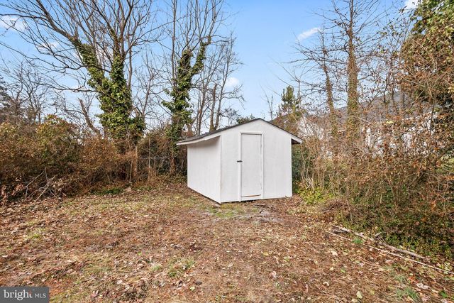 4512 LARK LN, Alexandria, VA 22310