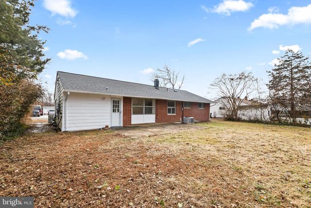 4512 LARK LN, Alexandria, VA 22310