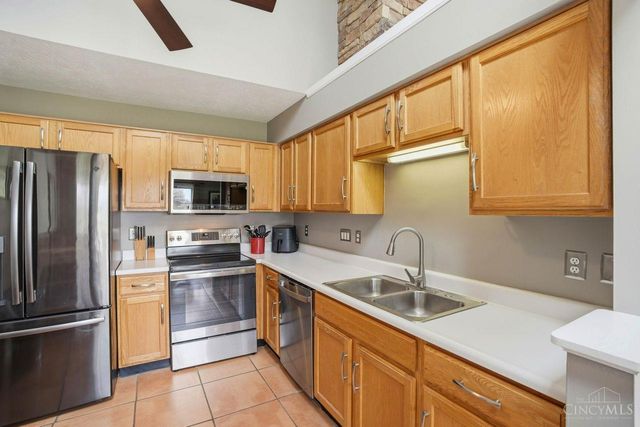 4202 E Village Drive, Mason, OH 45040