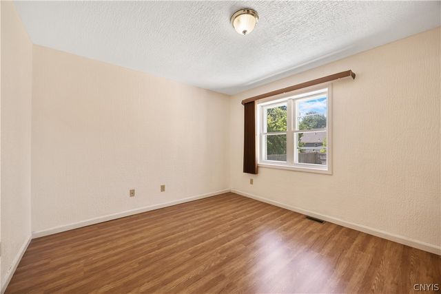 617 Plymouth Avenue, Salina, NY 13211