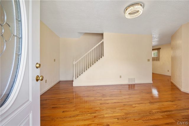 617 Plymouth Avenue, Salina, NY 13211