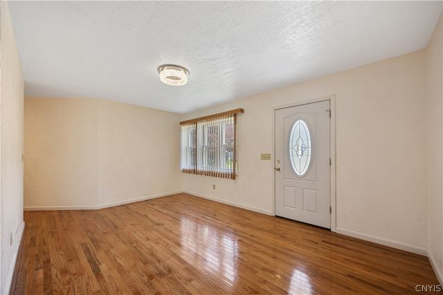 617 Plymouth Avenue, Salina, NY 13211