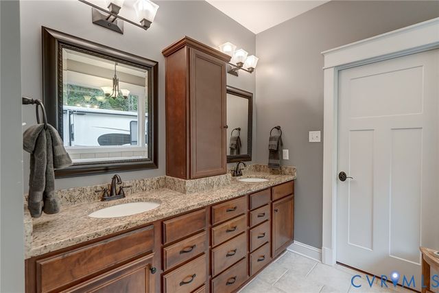 11904 Pinto Pony Trl, Rockville, VA 23146