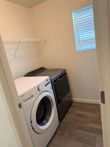 2008 N Walling Lane, Clovis, CA 93619