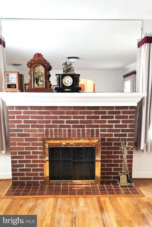 Image 10 of property listing at 109 NORTHEAST AVE, Waynesboro, PA 17268