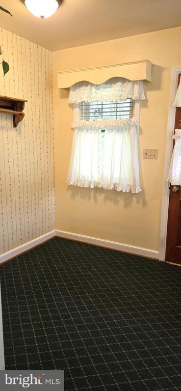 Image 24 of property listing at 109 NORTHEAST AVE, Waynesboro, PA 17268