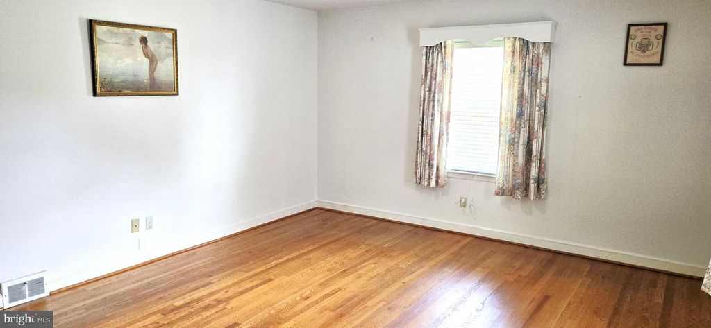 Image 46 of property listing at 109 NORTHEAST AVE, Waynesboro, PA 17268