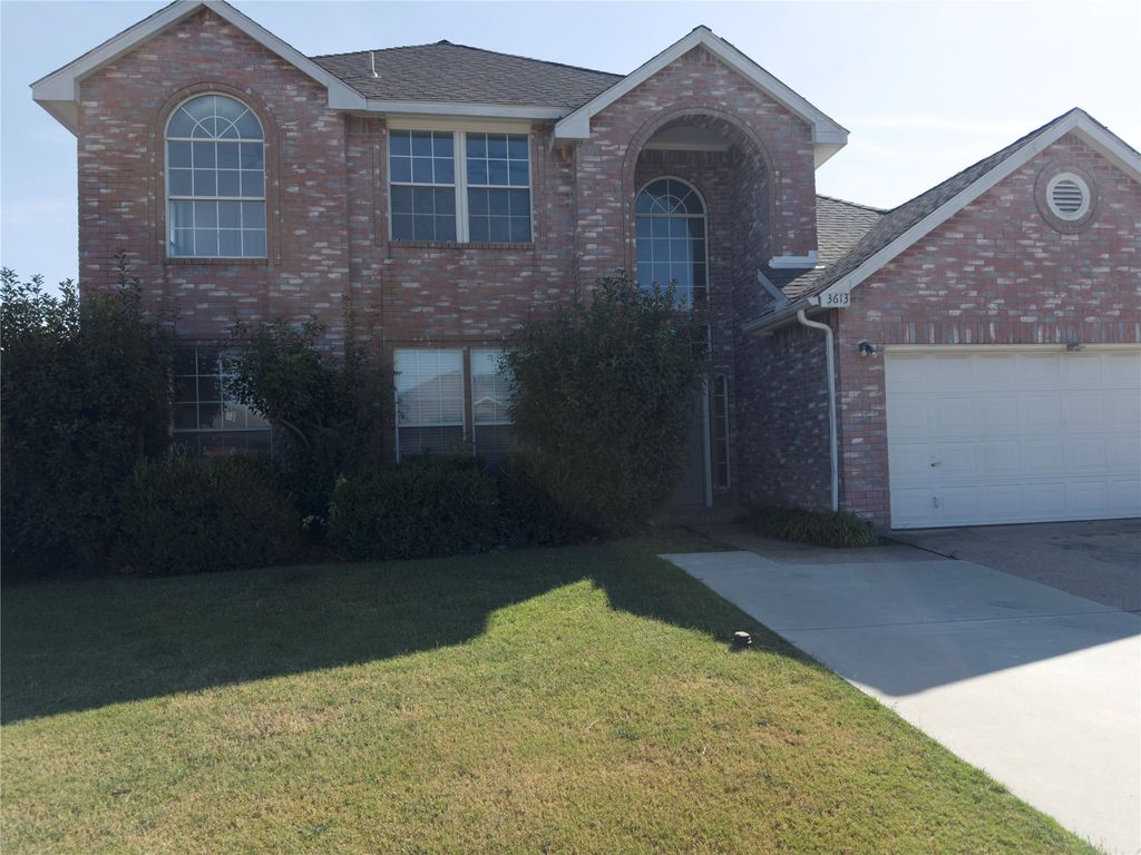 3613 COTTON CREEK Lane, Fort Worth, TX 76123