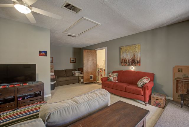 2412 Hiawatha Drive NE, Albuquerque, NM 87112