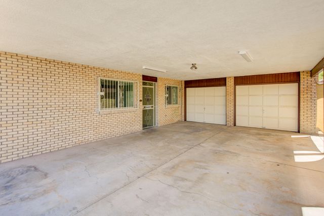 2412 Hiawatha Drive NE, Albuquerque, NM 87112